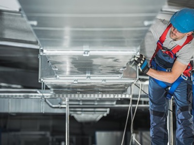 Commercial Cleaning Services Explained: Contracts, Costs & Compliance